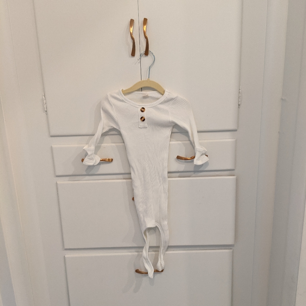 Boutique tie bottom sleep gown